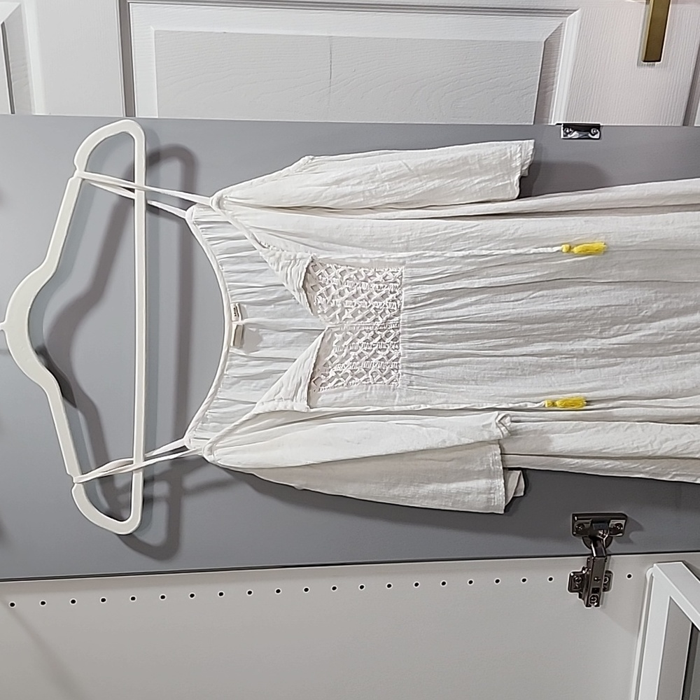 Roxy. Blouse. Size S. White.